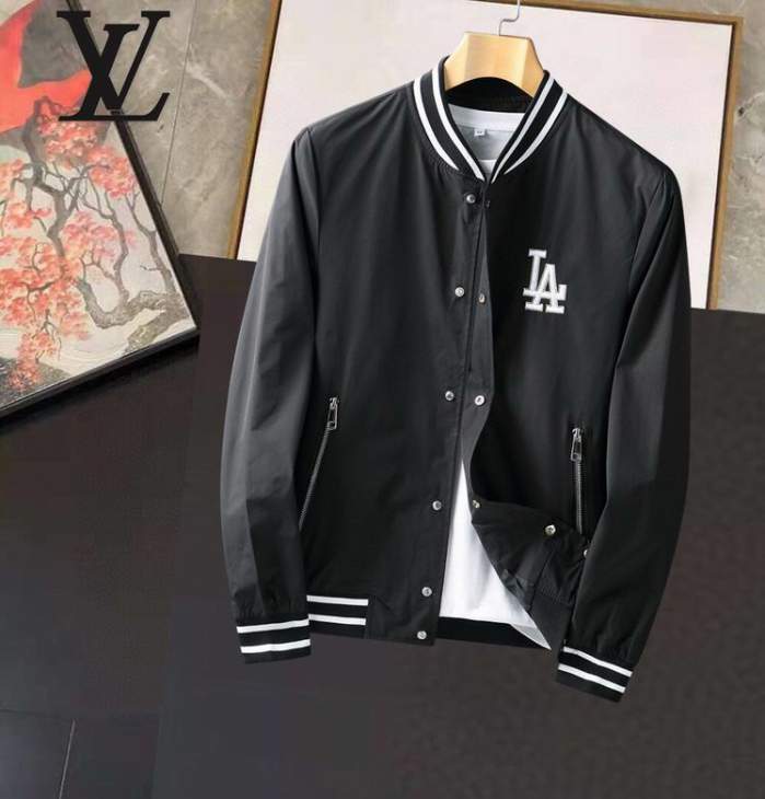 Picture of Louis Vuitton Jackets _SKULVm-3xl25t1632081